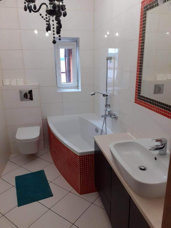 Apartament Na Rynku Chęciny Exterior foto